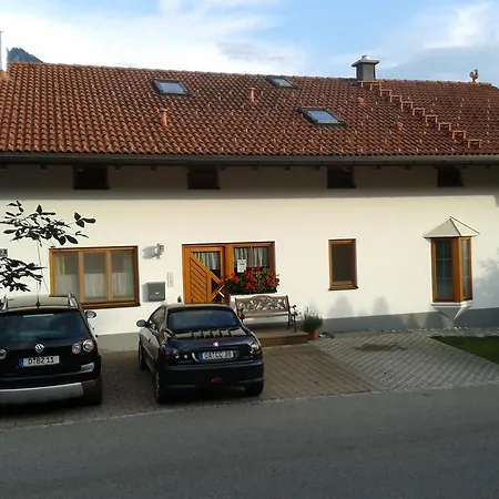 Ferienwohnung Wiesner Annemarie * Rettenberg